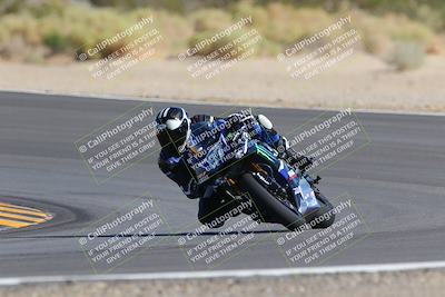 media/Oct-08-2022-SoCal Trackdays (Sat) [[1fc3beec89]]/Turn 10 (945am)/